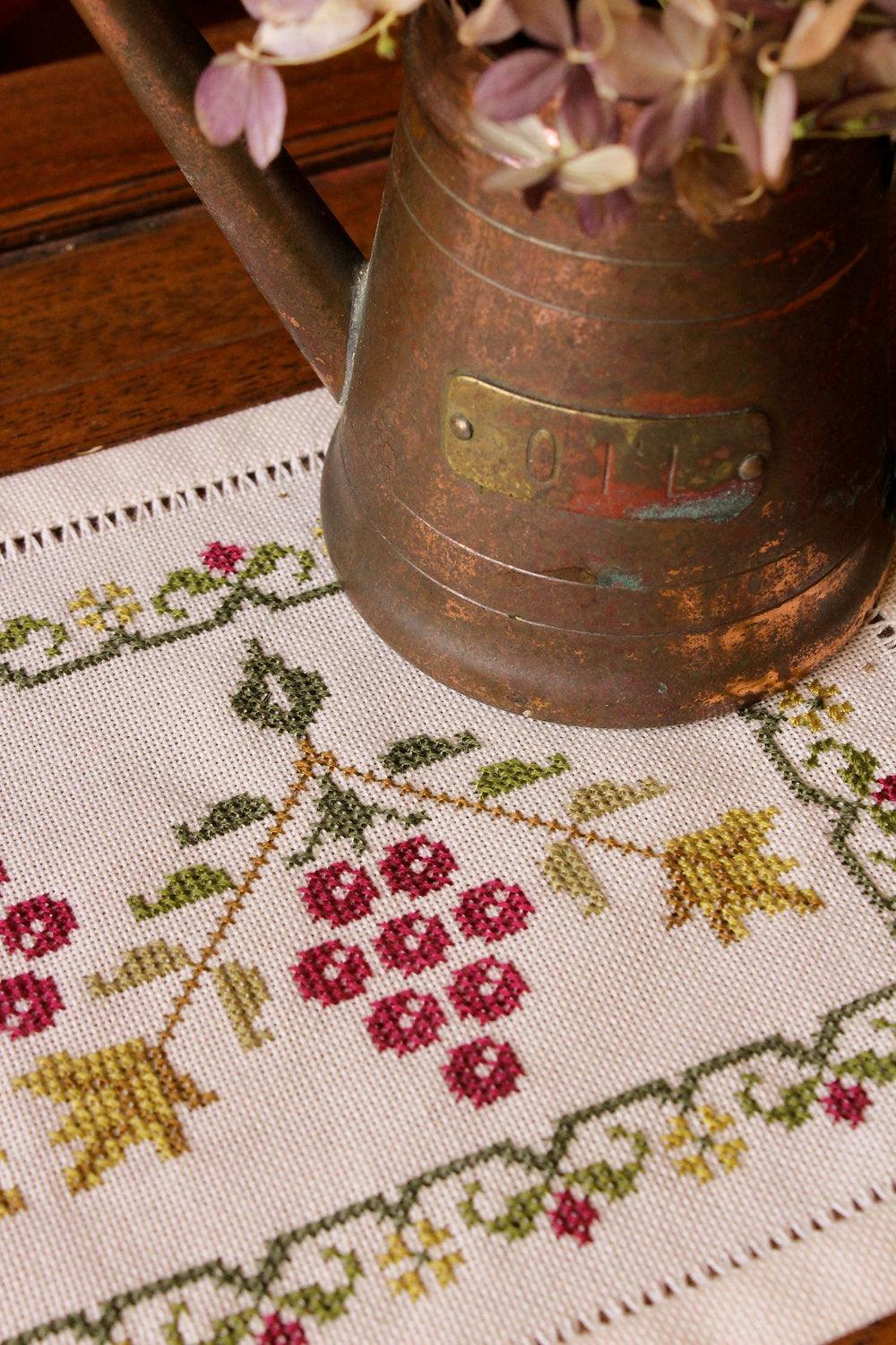 Cross Stitch & Embroidery