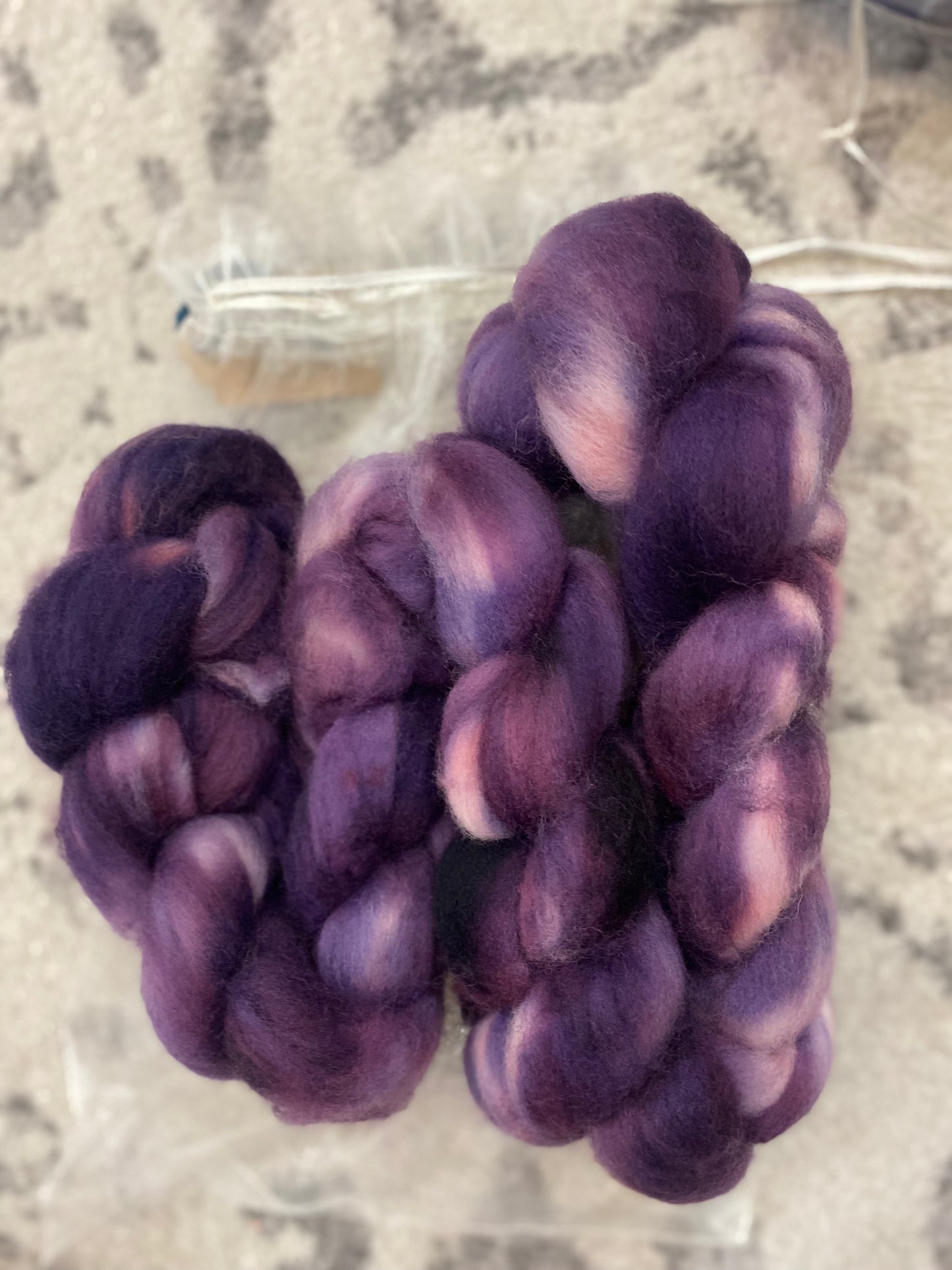 Hand Dyed Roving - 100% Wool - 4oz braid (NY)