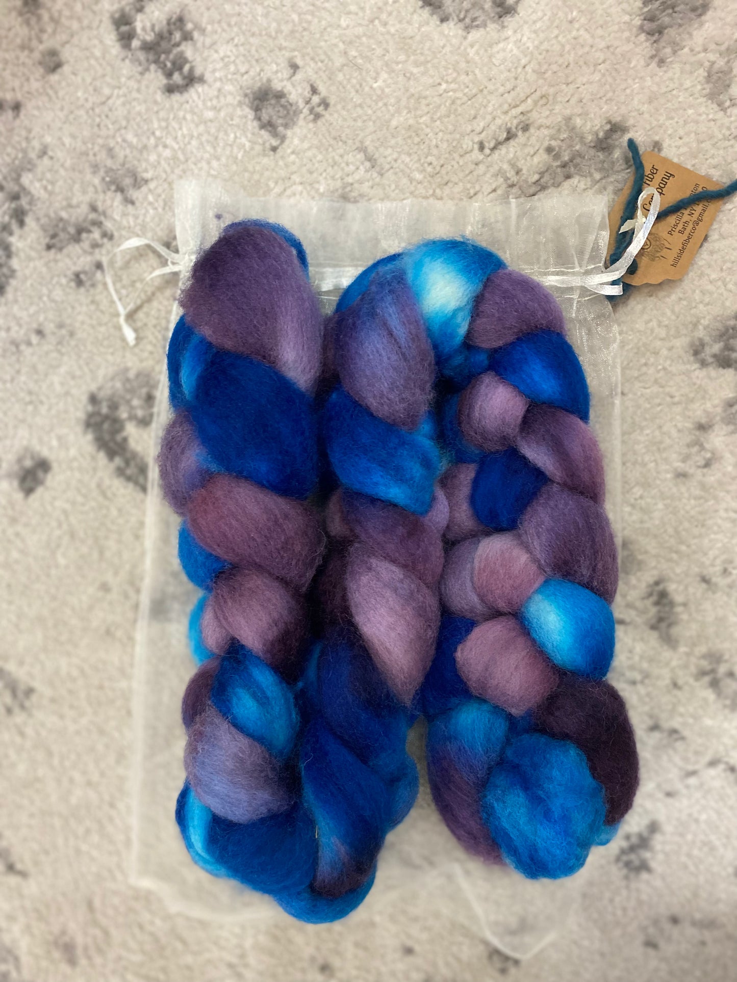Hand Dyed Roving - 100% Wool - 4oz braid (NY)