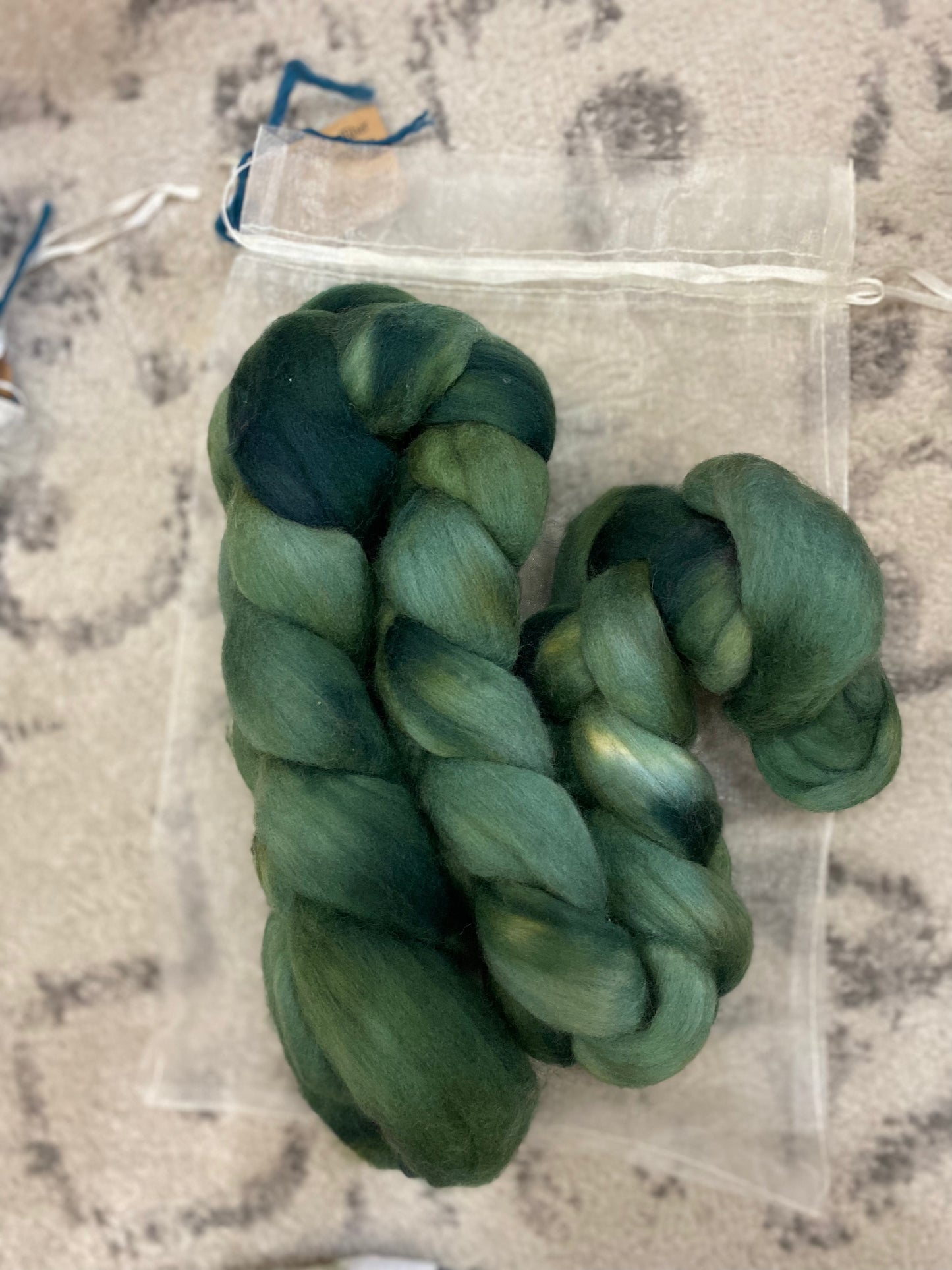 Hand Dyed Roving - 100% Wool - 4oz braid (NY)
