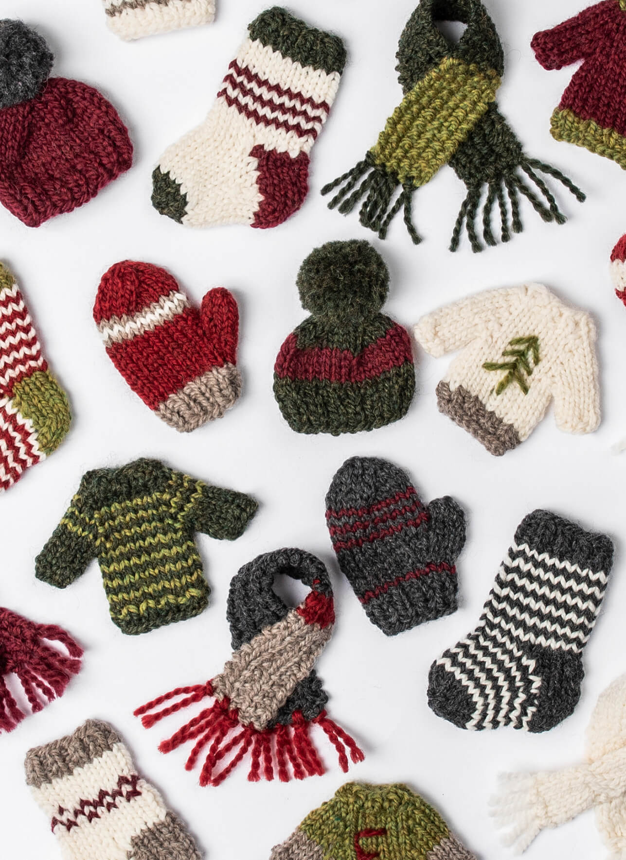 Tiny Knitted Holiday Collection