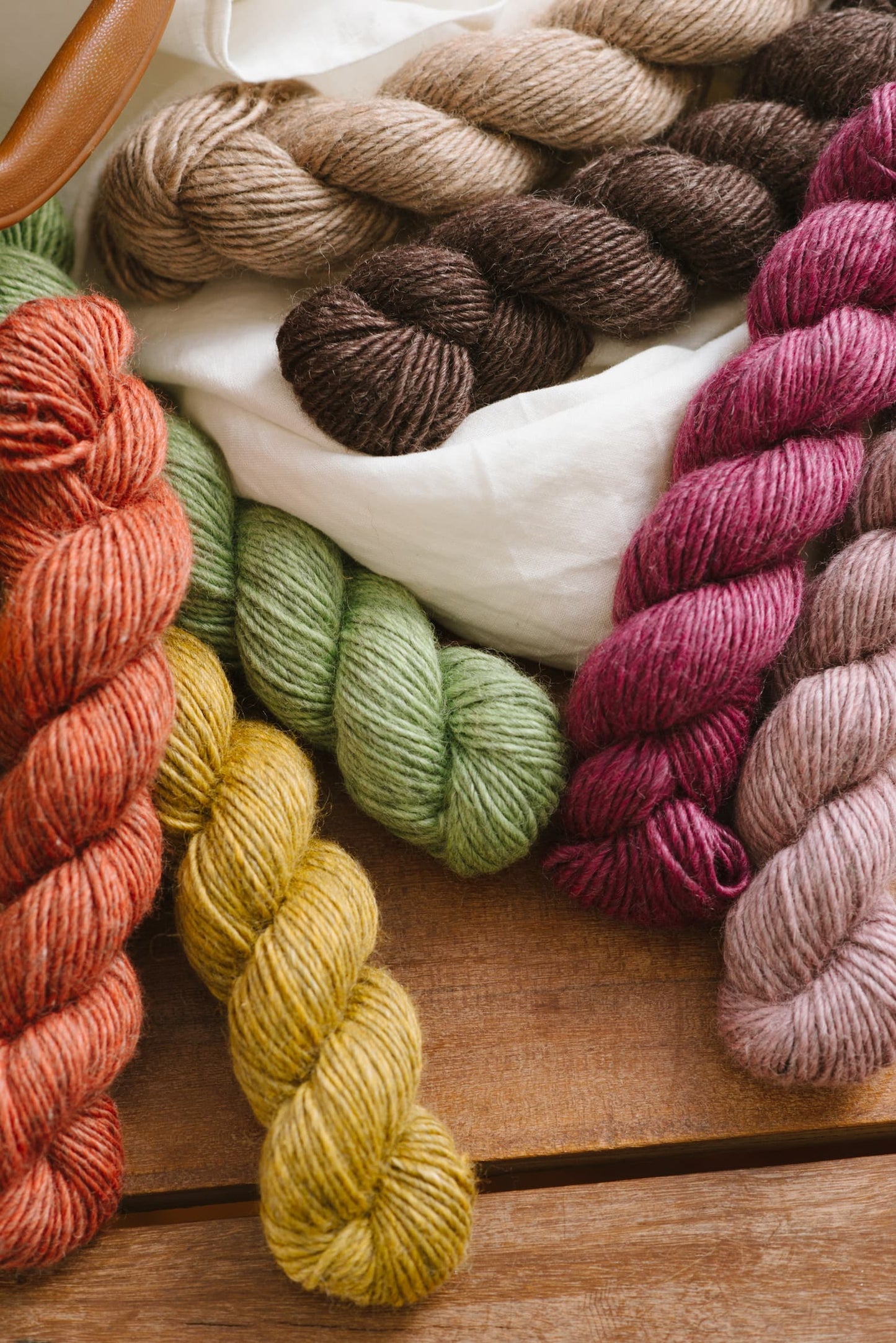 Sora - 85%Wool; 15% Nettle - DK/Lt Worsted Weight Yarn