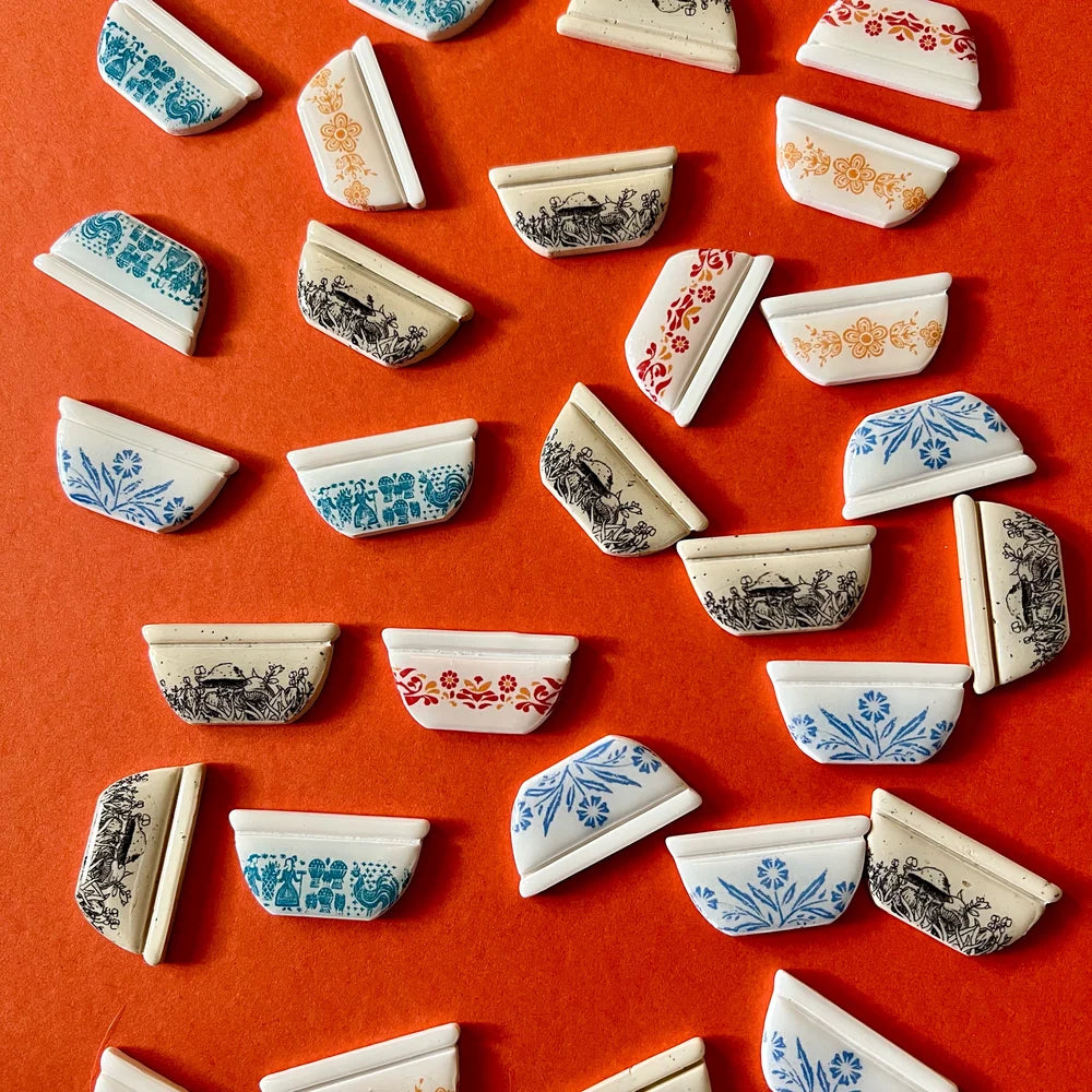 Pyrex Magnetic Needle Minders