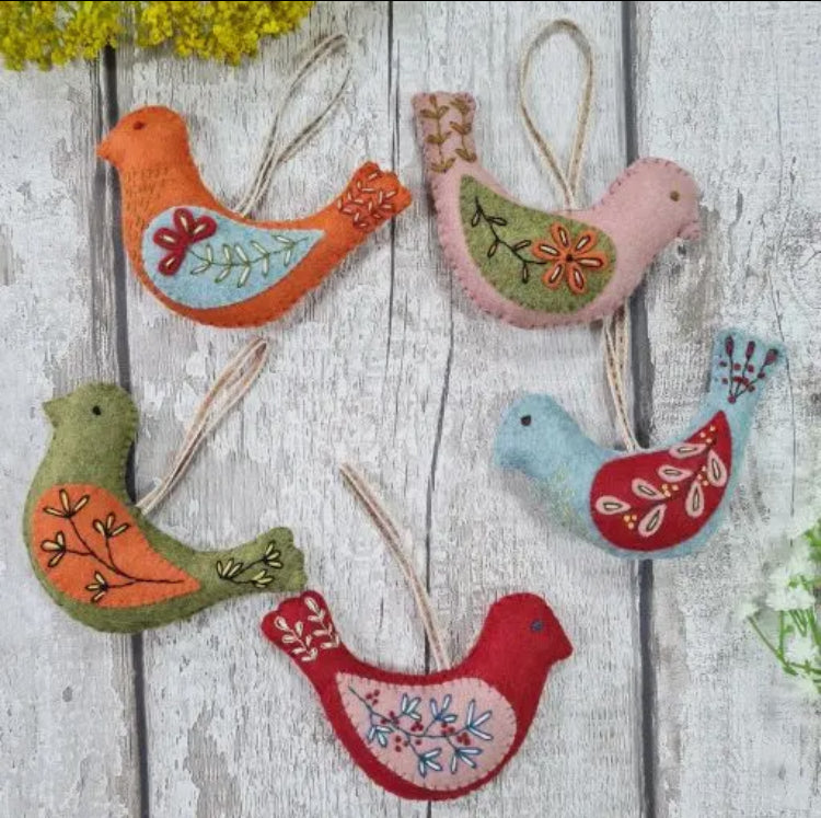 Wool Felt Embroidery Kits - Corinne Lapierre
