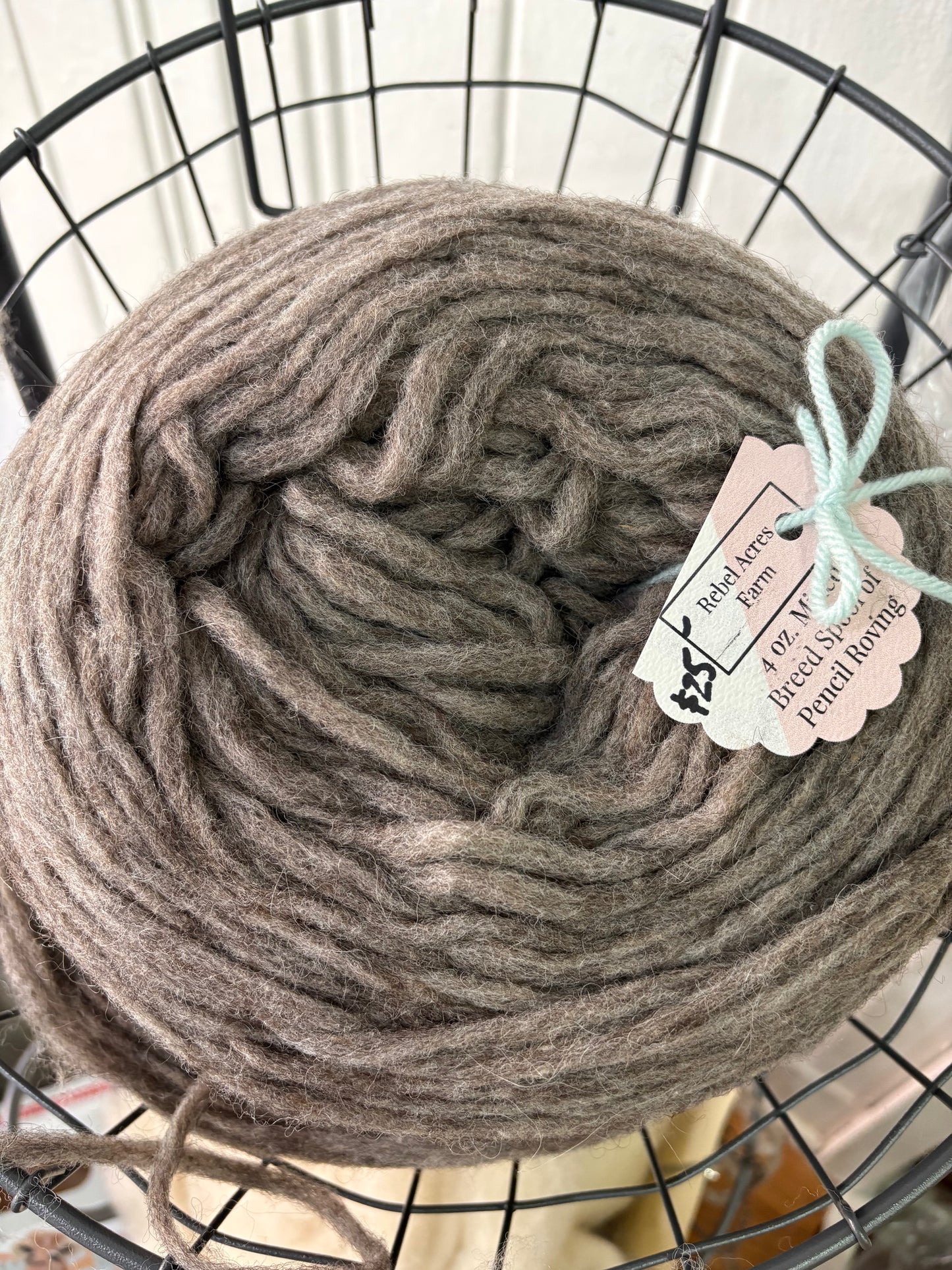 Spool of Pencil Roving - Mixed Breed - Grey - 4 oz (NY)