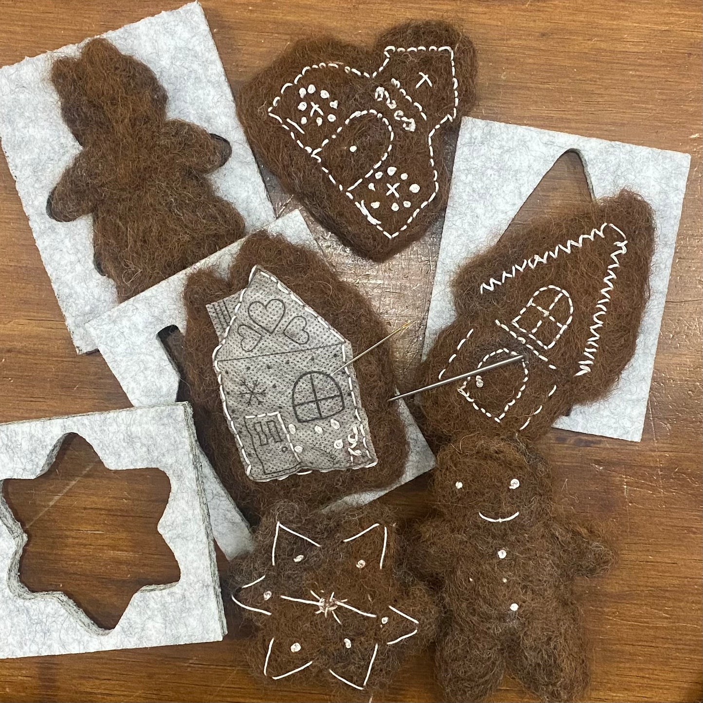 Felted Gingerbread Ornament Kit