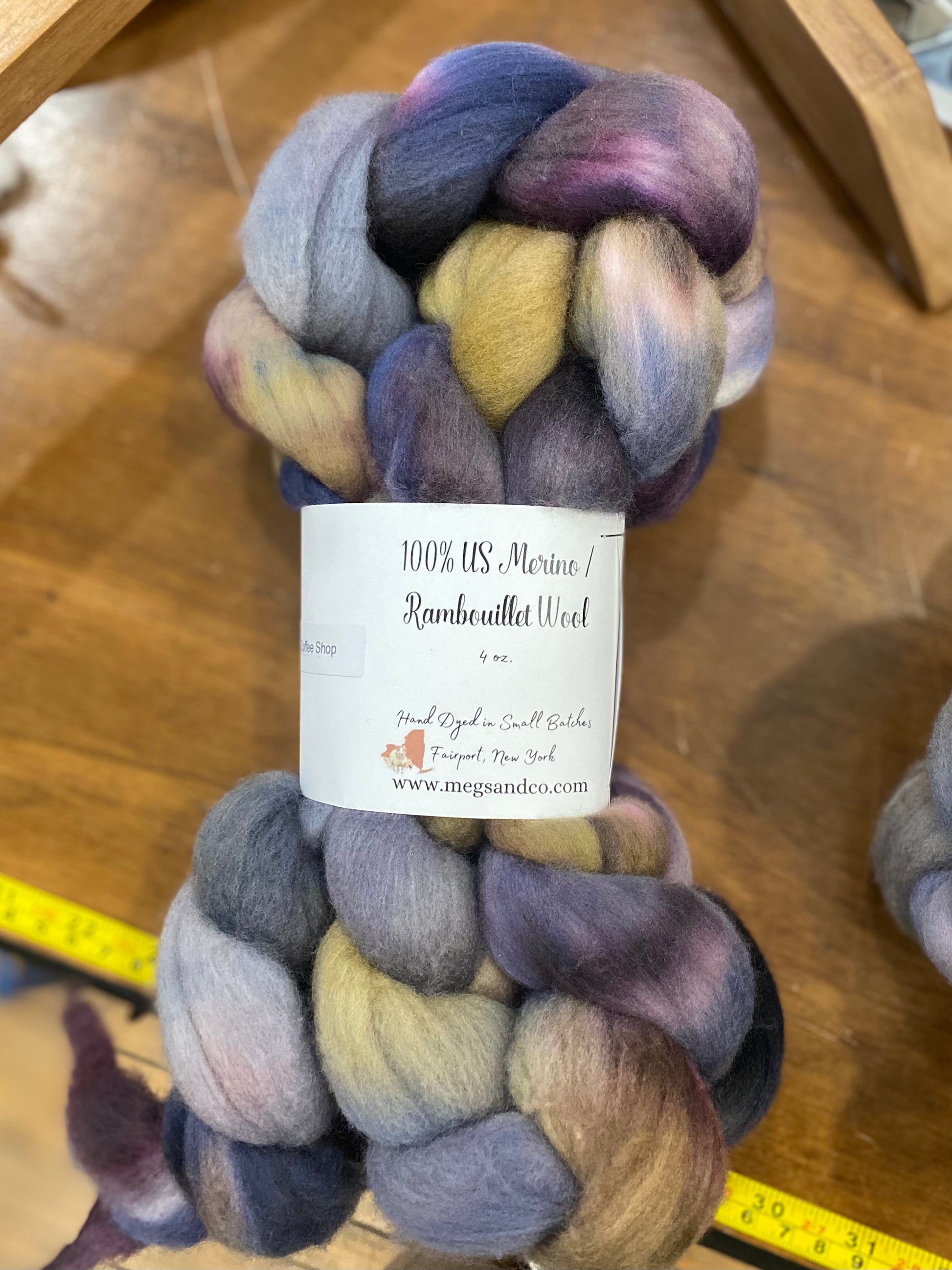 Wool Roving A Rabbit US Merino/Rambouillet Hand Dyed Roving - 4 oz (NY) – Rabbit Row Yarns ...