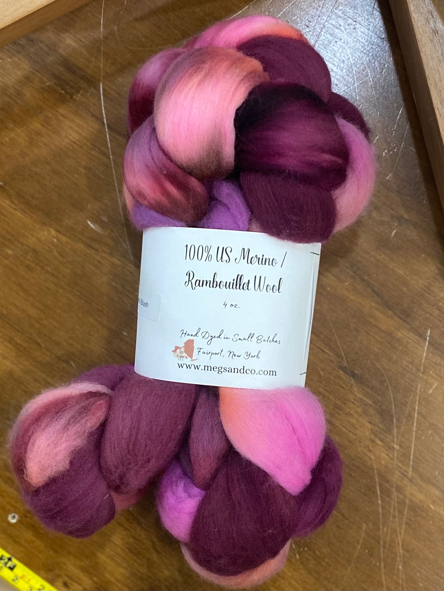 Wool Roving A Rabbit US Merino/Rambouillet Hand Dyed Roving - 4 oz (NY) – Rabbit Row Yarns ...
