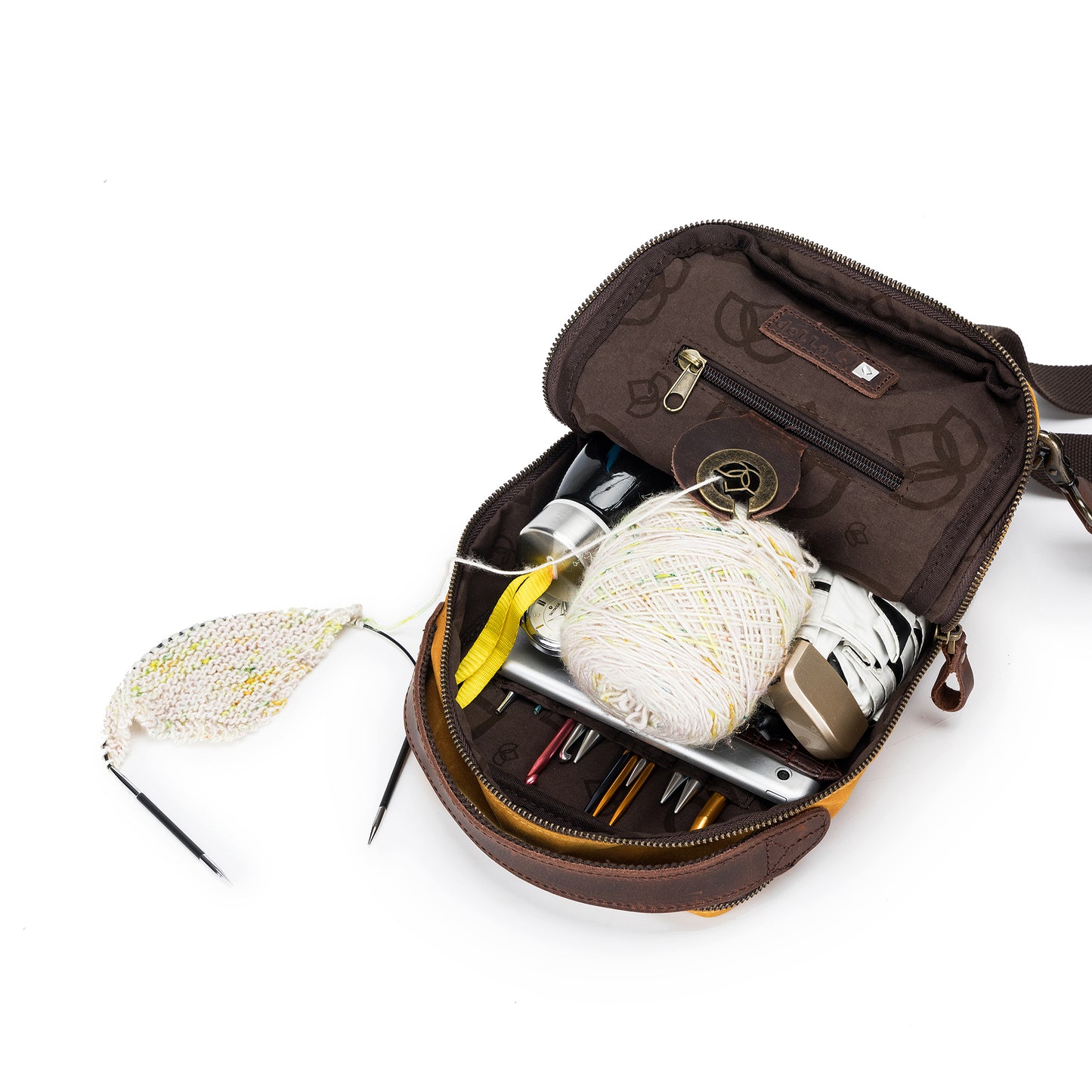 Maker's Canvas Bag Collection - della Q