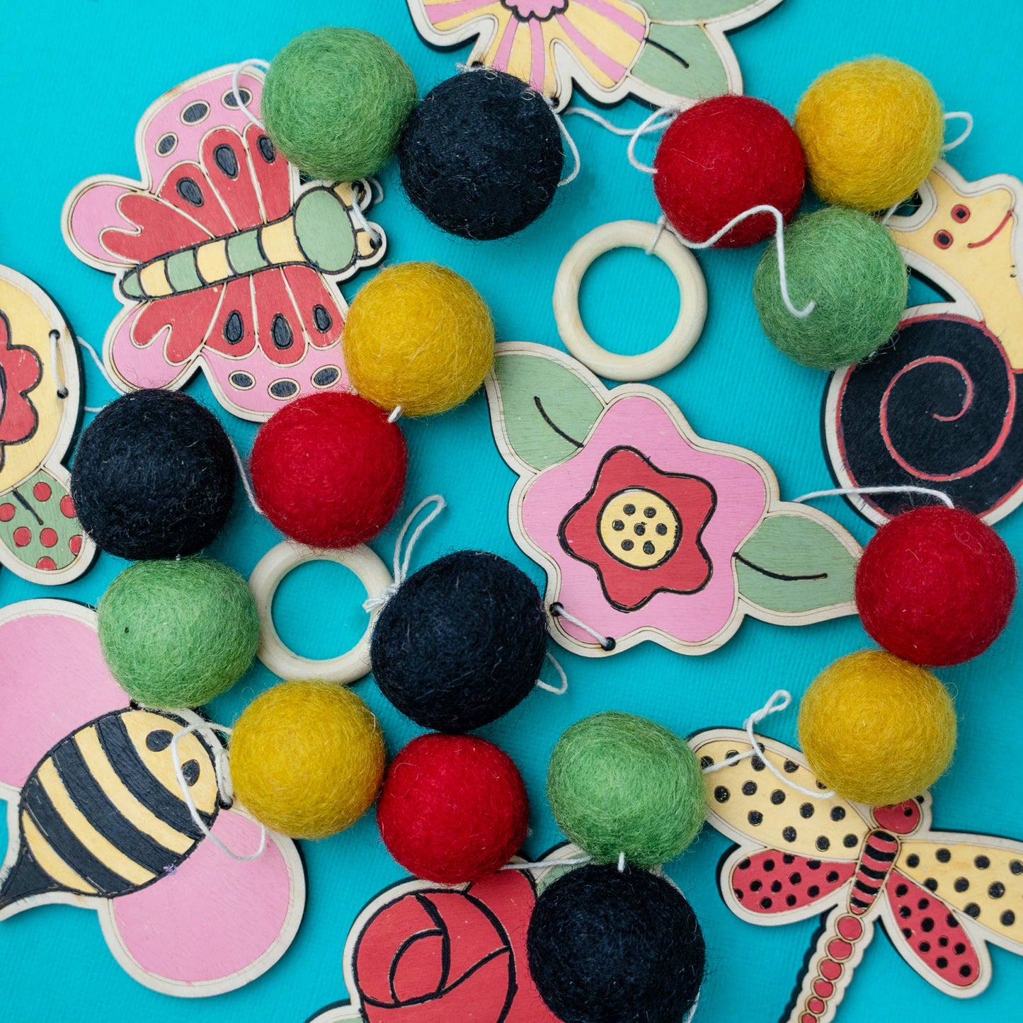 Woodsy Craft Co - Create Your Own Garland!